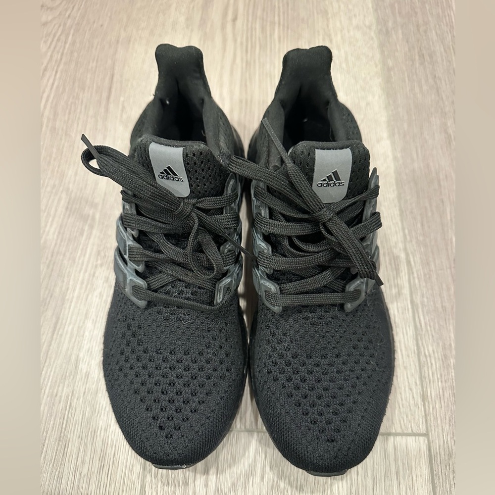 Women Adidas Ultraboost Sneakers